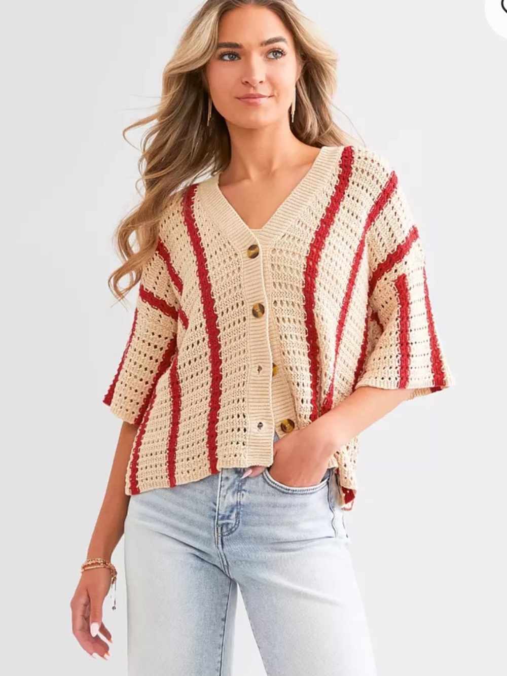 Le Lis women’s red & tan striped short sleeve cardigan sweater